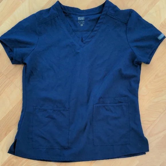 Med Couture Insight Women's Navy V-Neck Scrub Set, Medium, Like new - Picture 2 of 3